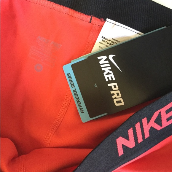 NIKE PRO TRAINING Women’s Pants NWT❤️ - Picture 4 of 8